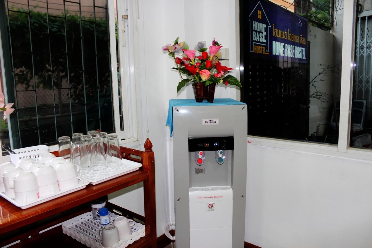 Home Base Hostel (Adults Only) Bangkok Kültér fotó