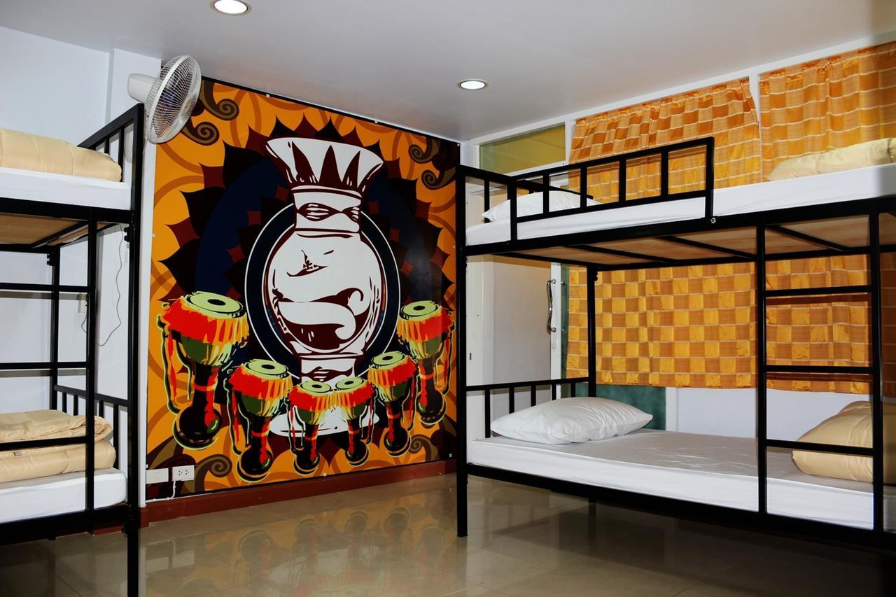 Home Base Hostel (Adults Only) Bangkok Kültér fotó